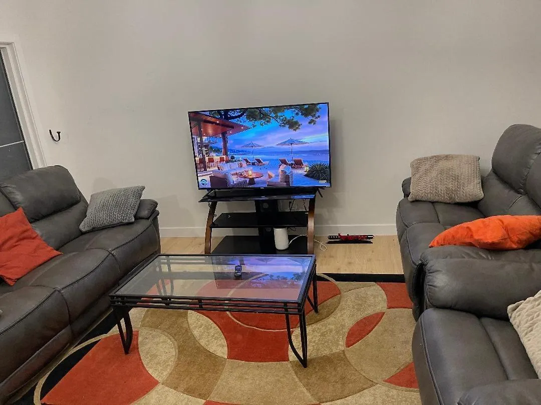 Bedroom In Upland B Edmonton Kanada